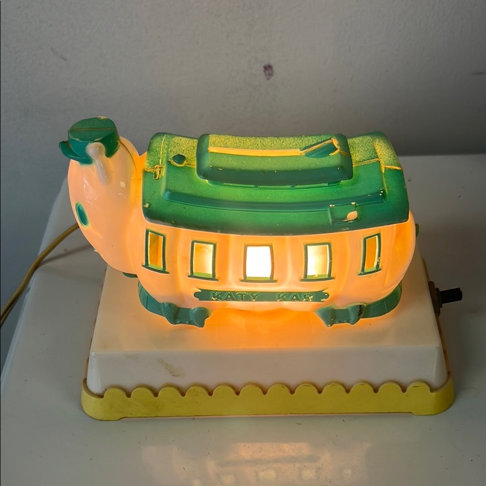 Vintage Amity Lamp "Katy Kar" Night Light Caterpillar Bus Electric Light WORKS